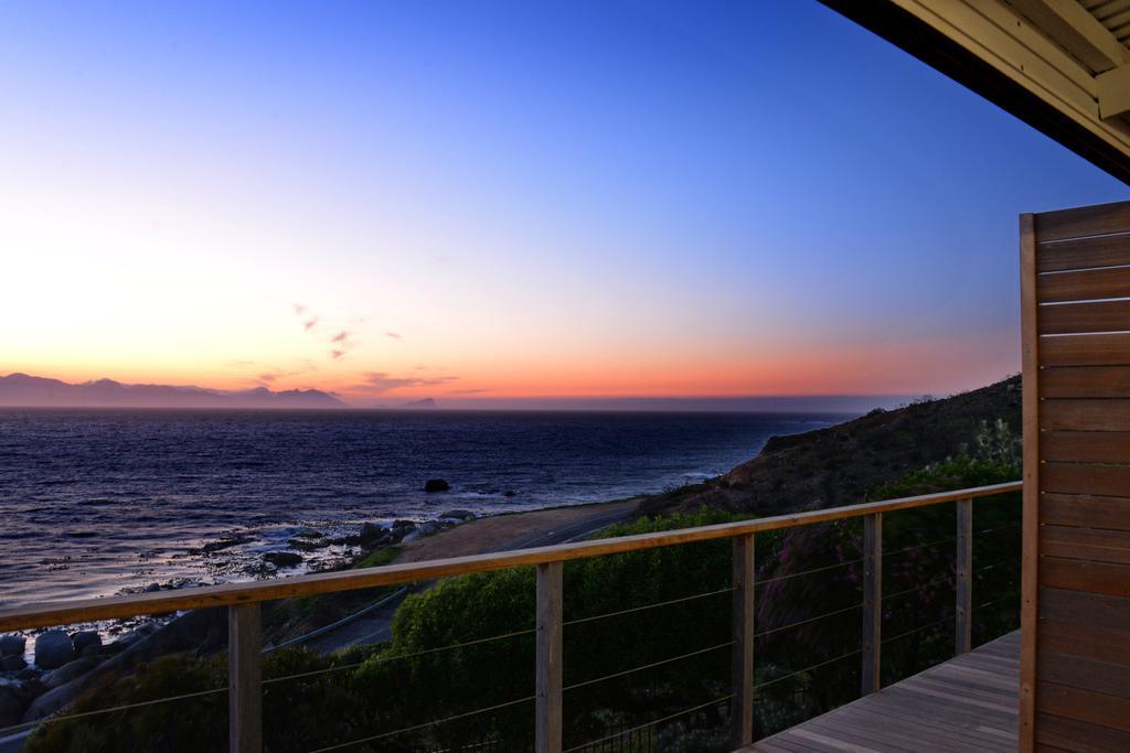 Rocklands Seaside Bed And Breakfast Саймонс-Таун Екстер'єр фото